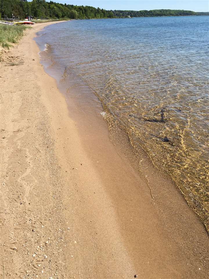 6527 Deepwater Point Road Williamsburg, MI 49690 - Photo 24 of 34 1807831-24.JPG