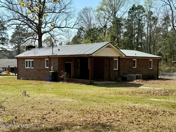 $169,000 | 2996 Highway 64, Plymouth, NC 27962