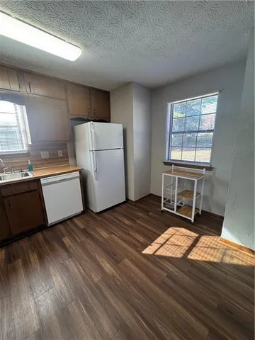 $2,100 | 4392 Gravitt Place Northwest, Duluth, GA 30096