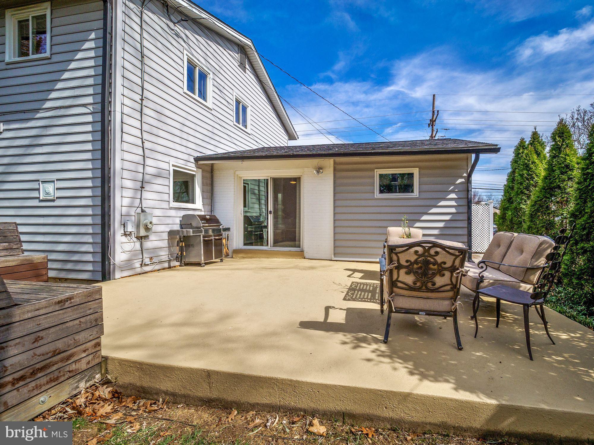 11816 Seven Locks Road Potomac, MD 20854 - Photo 14 of 31 Gallery Image 14