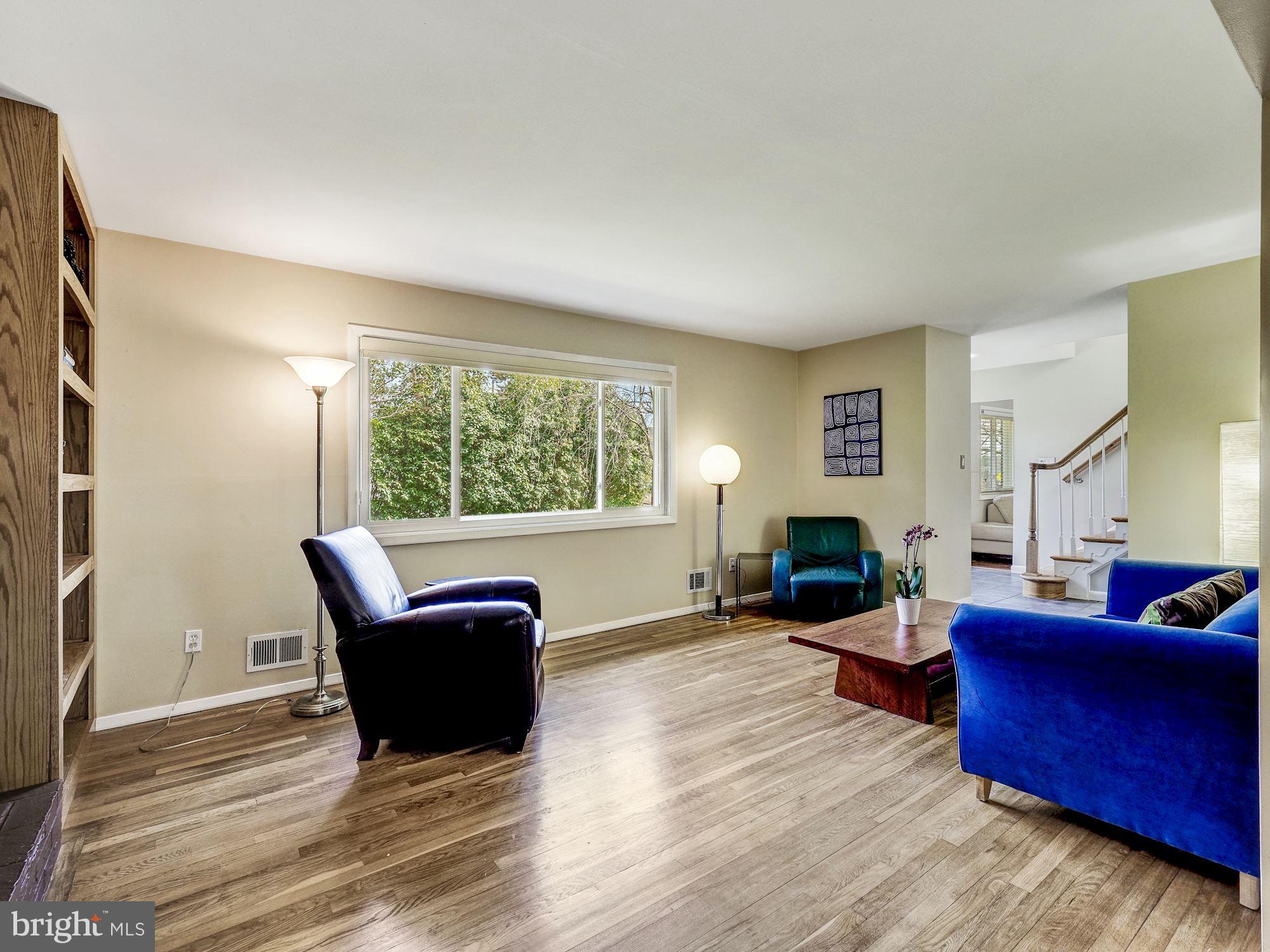 11816 Seven Locks Road Potomac, MD 20854 - Photo 5 of 31 Gallery Image 5