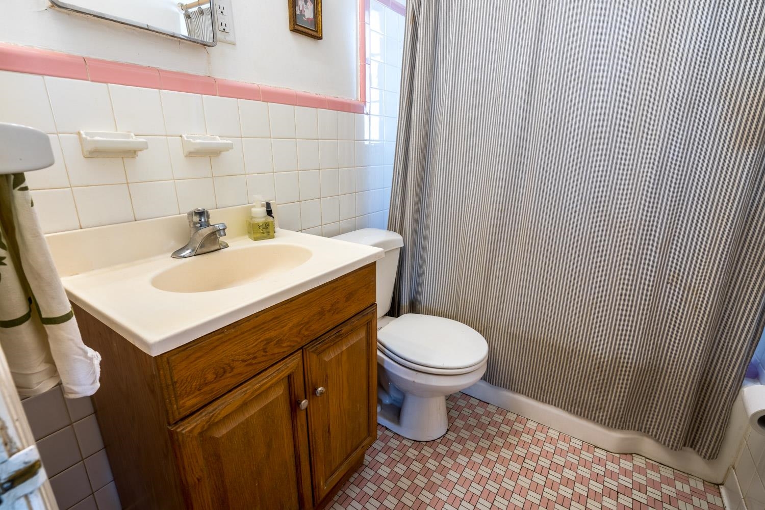 1584 Dearing Road Memphis, TN 38117 - Photo 19 of 25 Gallery Image 19