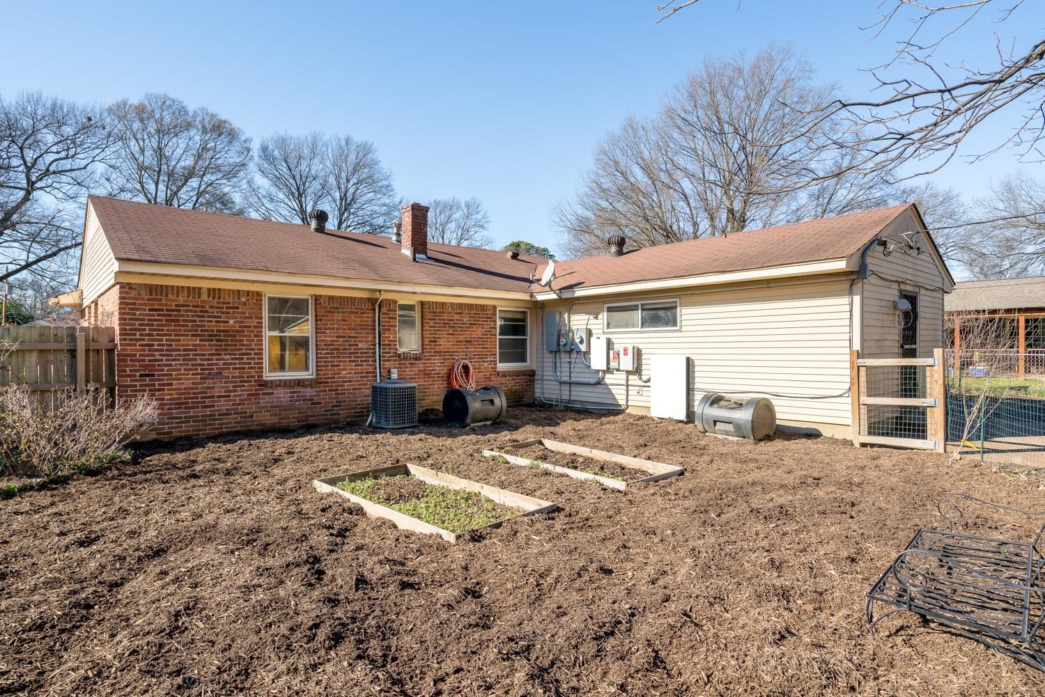 1584 Dearing Road Memphis, TN 38117 - Photo 23 of 25 Gallery Image 23