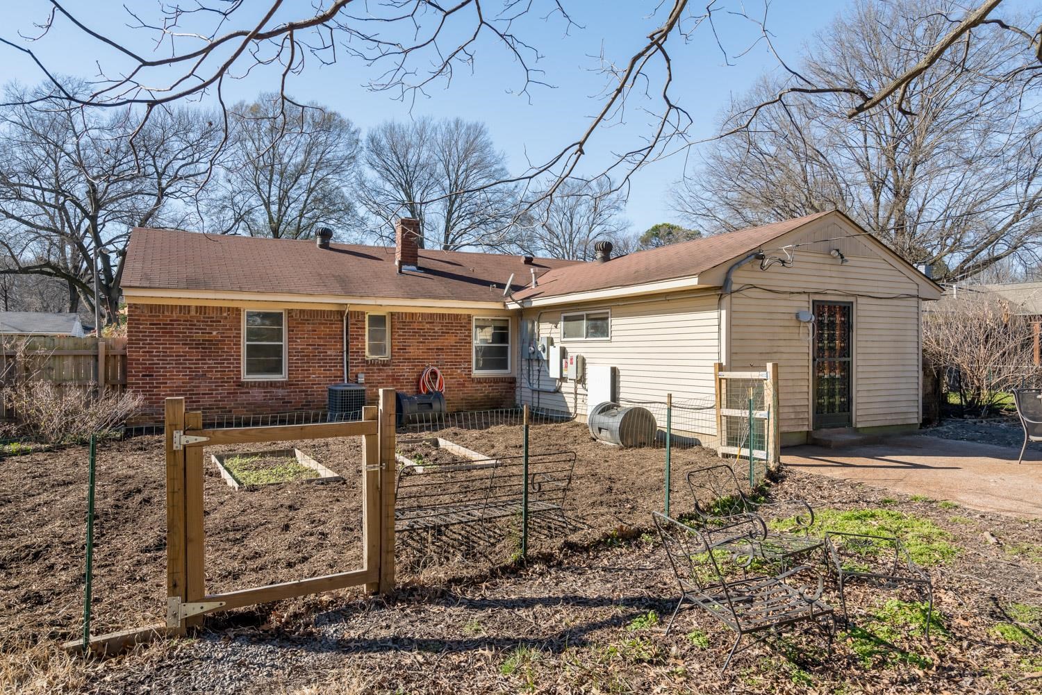 1584 Dearing Road Memphis, TN 38117 - Photo 24 of 25 Gallery Image 24