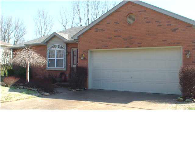 7407 Old State Road Evansville, IN 47710 - Photo 2 of 12 Gallery Image 2