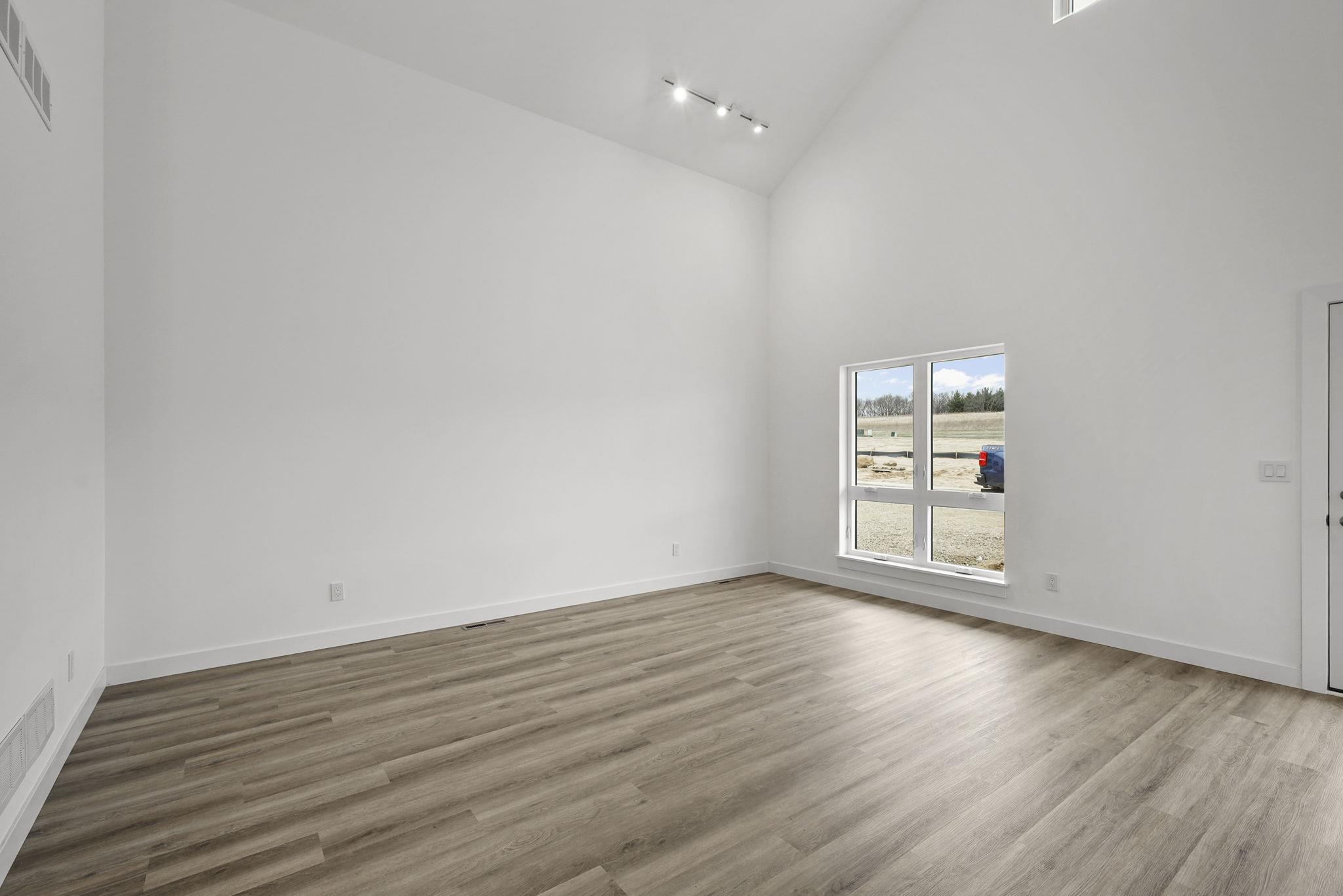 127 Lupine Poynette, WI 53955 - Photo 7 of 43