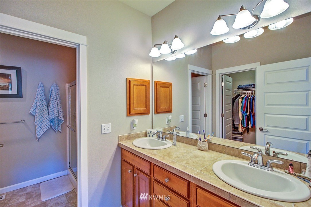 3075 Ridge View Place DuPont, WA 98327 - Photo 15 of 25 Gallery Image 15