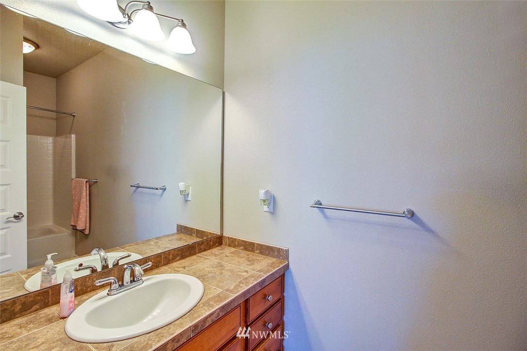 3075 Ridge View Place DuPont, WA 98327 - Photo 18 of 25 Gallery Image 18