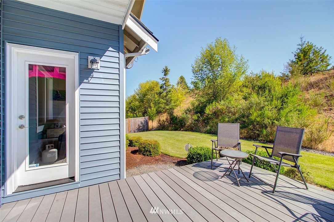 3075 Ridge View Place DuPont, WA 98327 - Photo 20 of 25 Gallery Image 20
