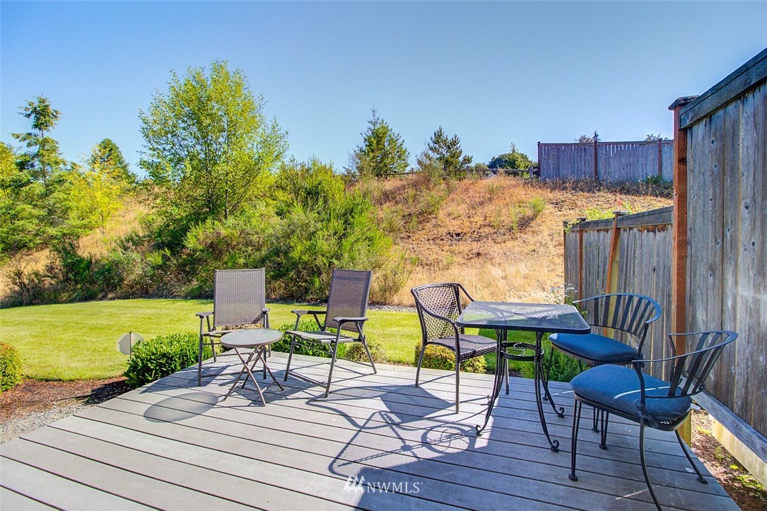 3075 Ridge View Place DuPont, WA 98327 - Photo 21 of 25 Gallery Image 21