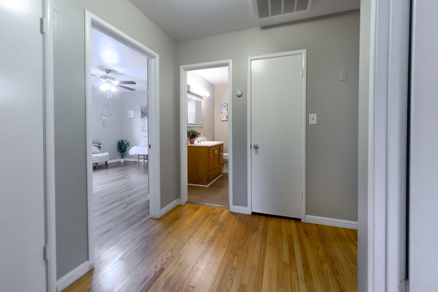 2952 Tahoe Drive Merced, CA 95340 - Photo 23 of 70 hall featuring light wood-style floors and baseboards