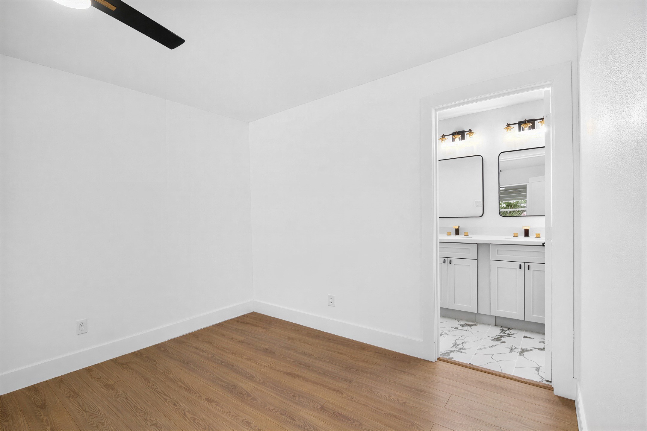 1015 Roper Street Houston, TX 77034 - Photo 15 of 48