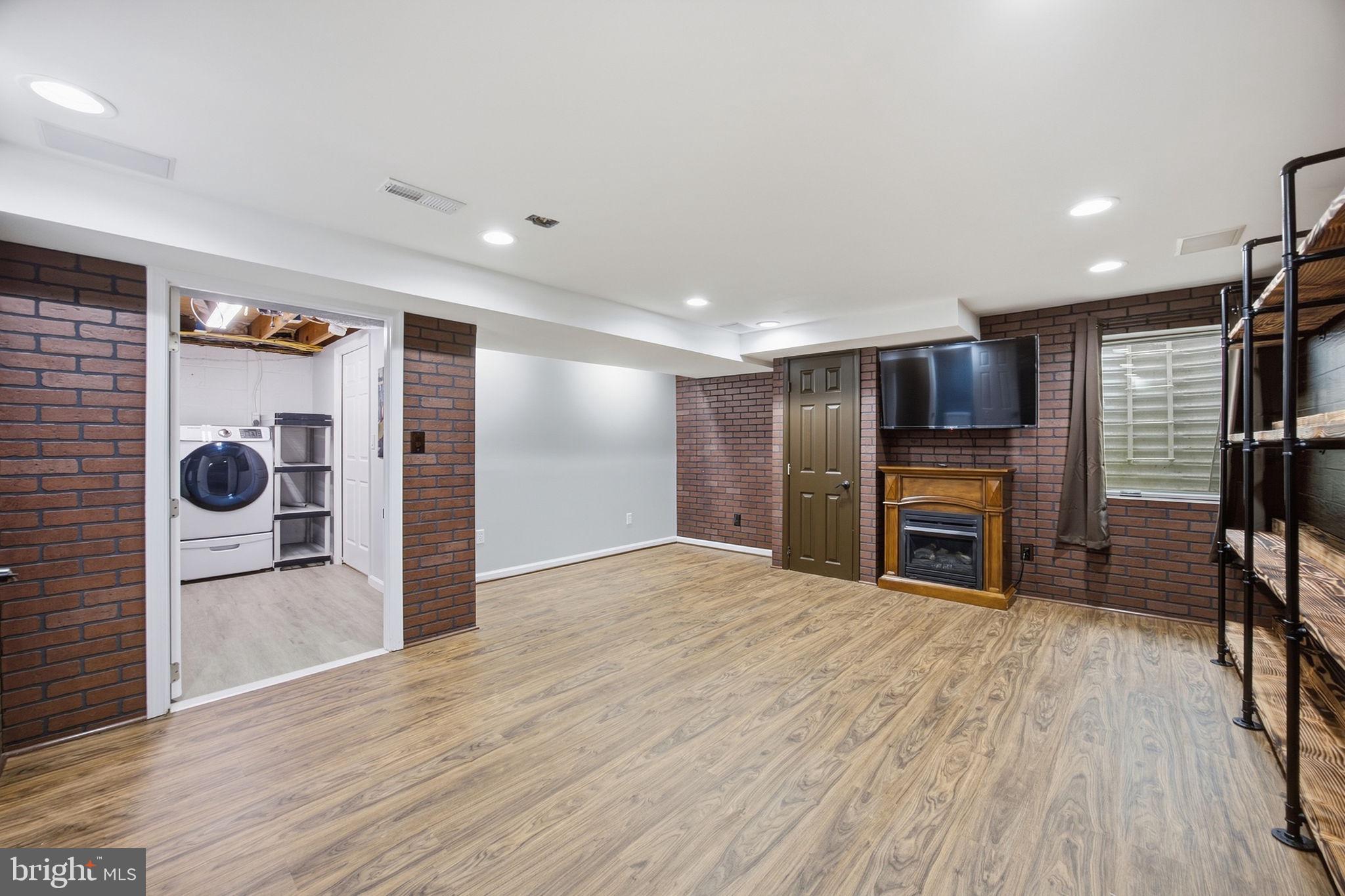 8001 Postoak Road Potomac, MD 20854 - Photo 33 of 57 Gallery Image 33