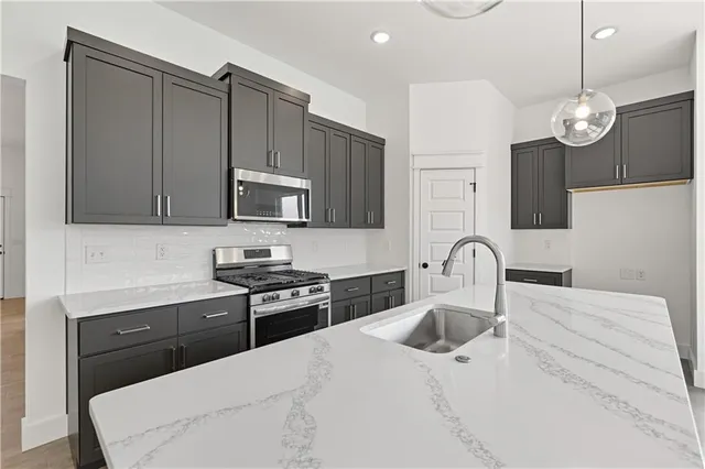 $289,926 | 308 Belgian Blue Boulevard, Carl Junction, MO 64834