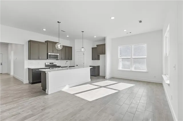 $289,926 | 308 Belgian Blue Boulevard, Carl Junction, MO 64834