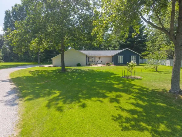 $265,000 | 2405 South Washington Street, Salem, IL 62881
