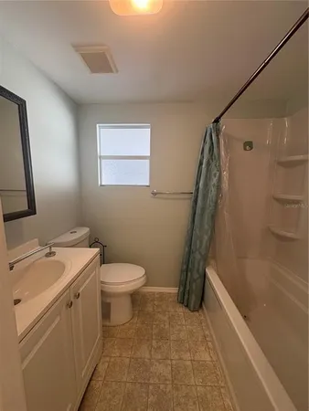 $2,000 | 5817 Portsmouth Drive, Tampa, FL 33615