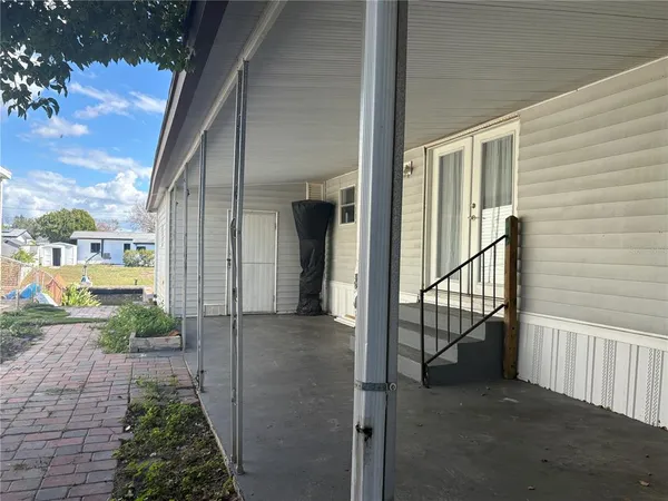 $2,000 | 5817 Portsmouth Drive, Tampa, FL 33615