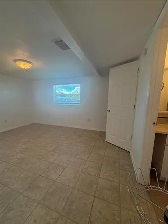 $2,000 | 5817 Portsmouth Drive, Tampa, FL 33615