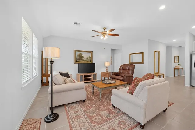 $335,000 | 2322 East Winding Pines Drive, Tomball, TX 77375