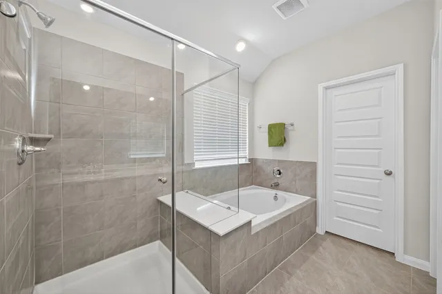 $335,000 | 2322 East Winding Pines Drive, Tomball, TX 77375