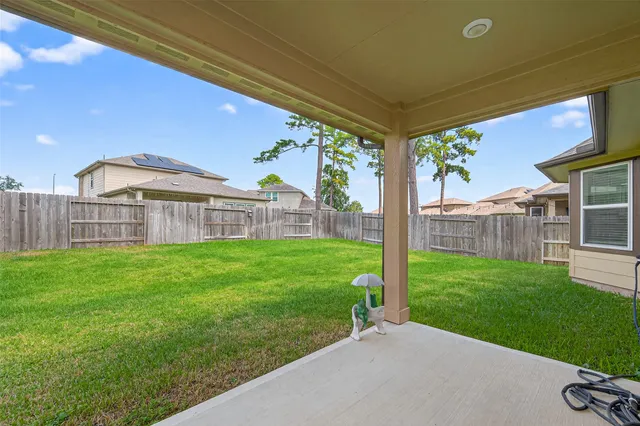$335,000 | 2322 East Winding Pines Drive, Tomball, TX 77375