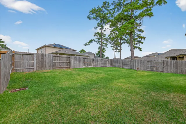 $335,000 | 2322 East Winding Pines Drive, Tomball, TX 77375