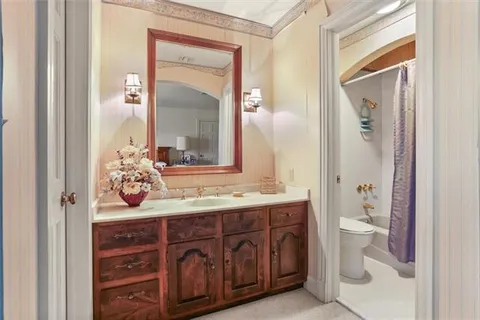 $699,000 | 10 Chateau Latour Drive, Kenner, LA 70065