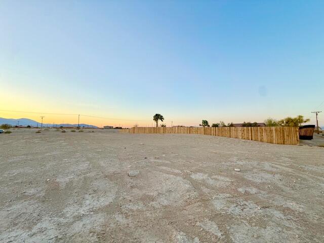 1313 Riviera Circle Thermal, CA 92274 - Photo 6 of 11 a view of an ocean