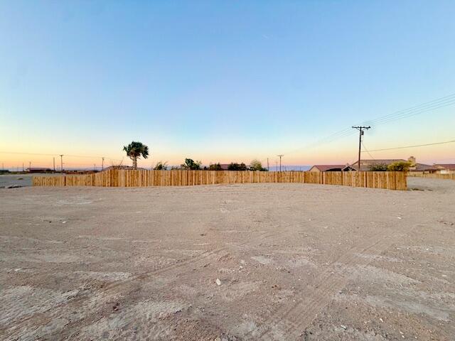 1313 Riviera Circle Thermal, CA 92274 - Photo 7 of 11 a view of a lake