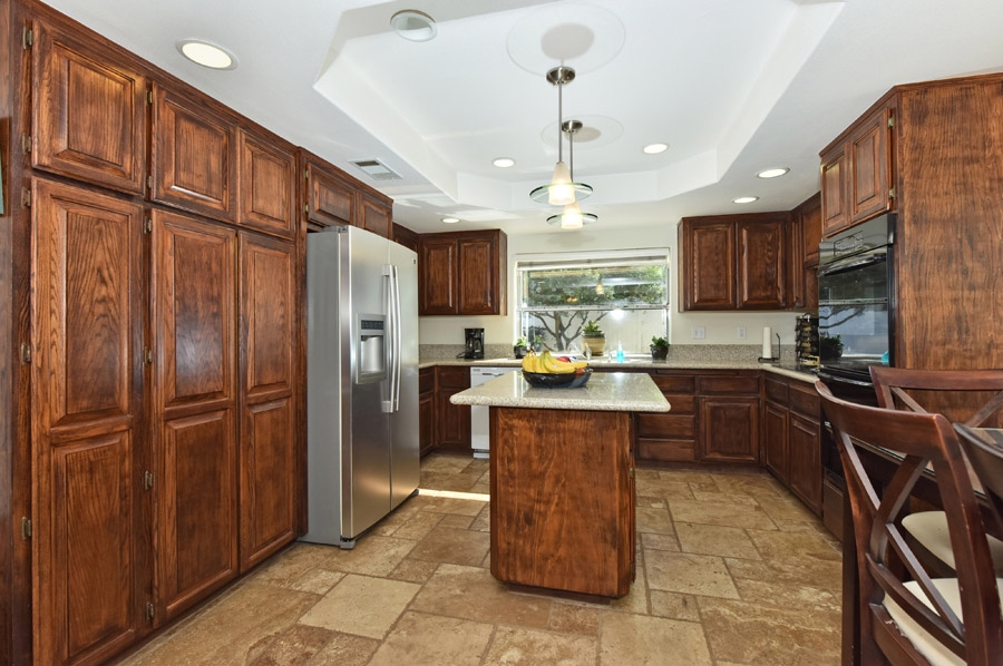 29050 Miller Road Valley Center, CA 92082 - Photo 11 of 25