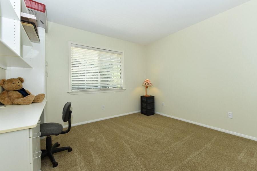 29050 Miller Road Valley Center, CA 92082 - Photo 16 of 25