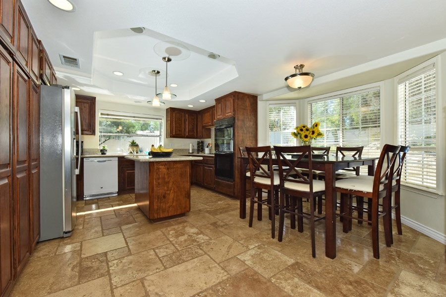 29050 Miller Road Valley Center, CA 92082 - Photo 10 of 25