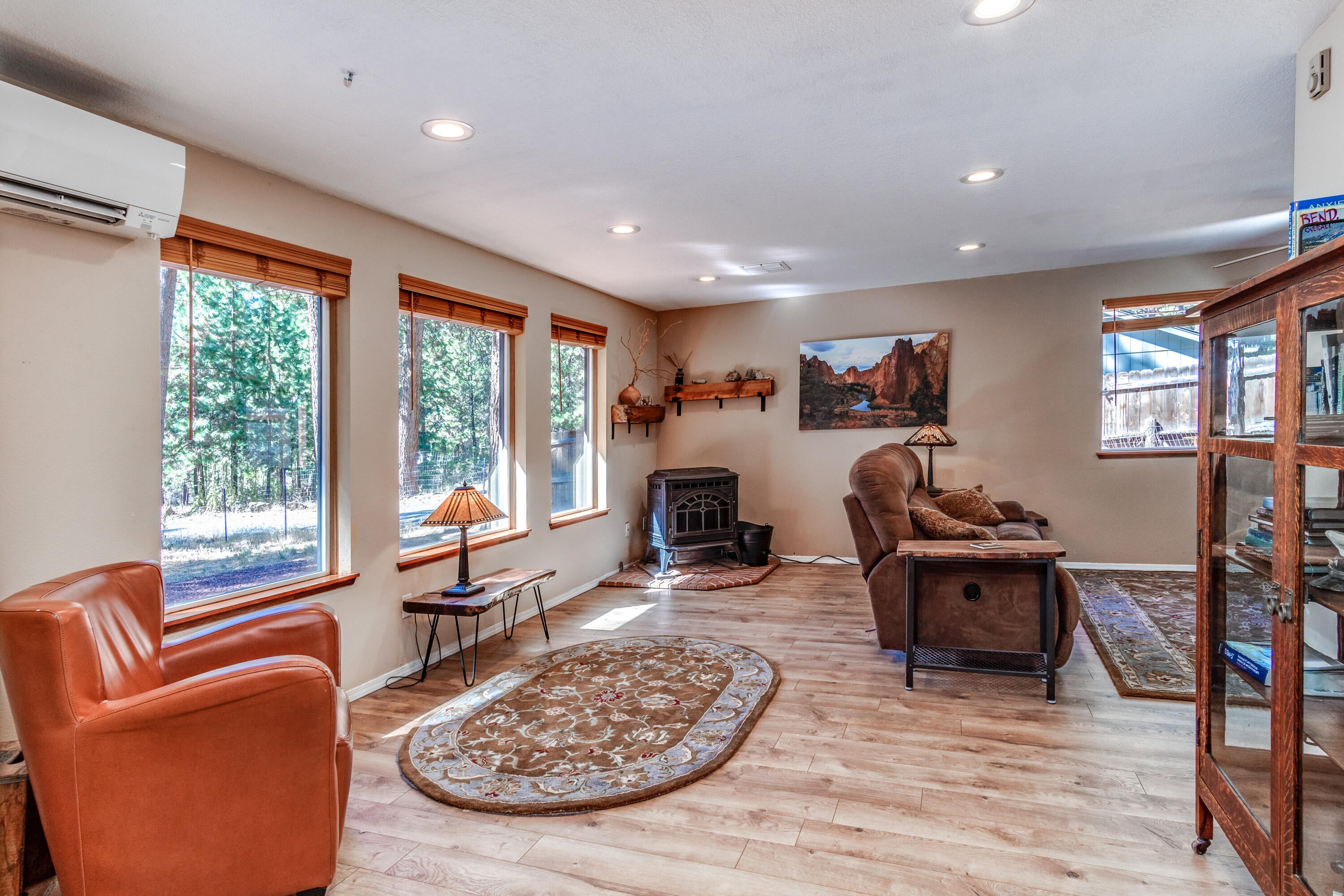 60154 Agate Road Bend, OR 97702 - Photo 4 of 39 60154 Agate Rd, Bend