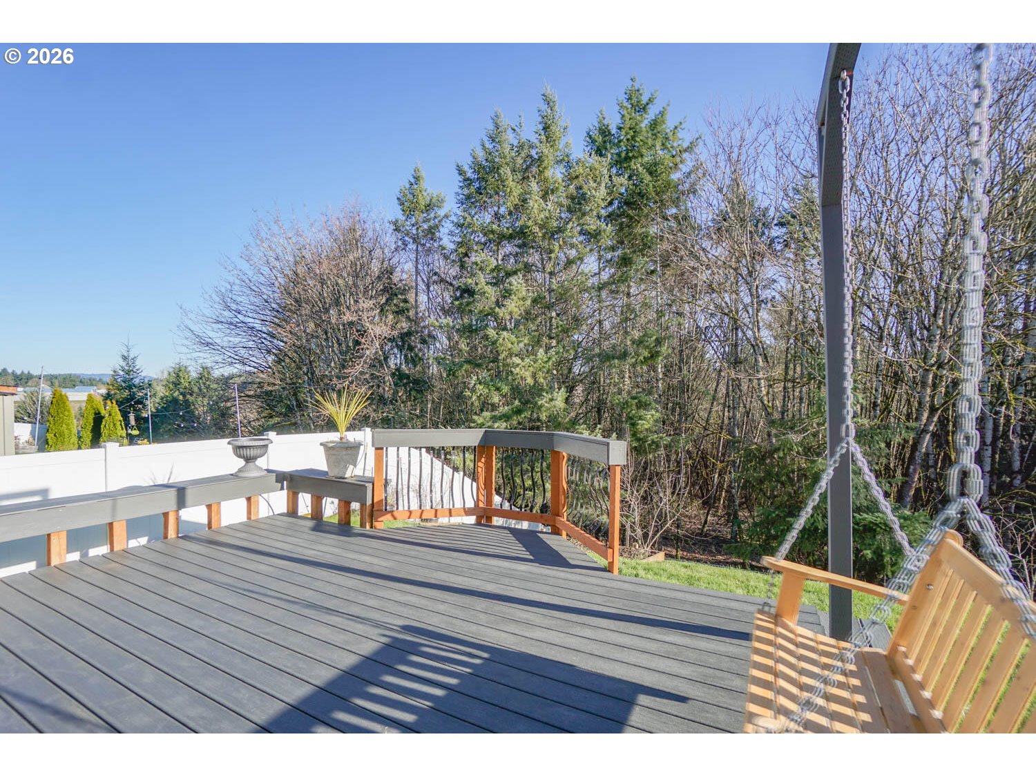 1612 North Heron Drive Ridgefield, WA 98642 - Photo 28 of 33 a view of a balcony with chairs