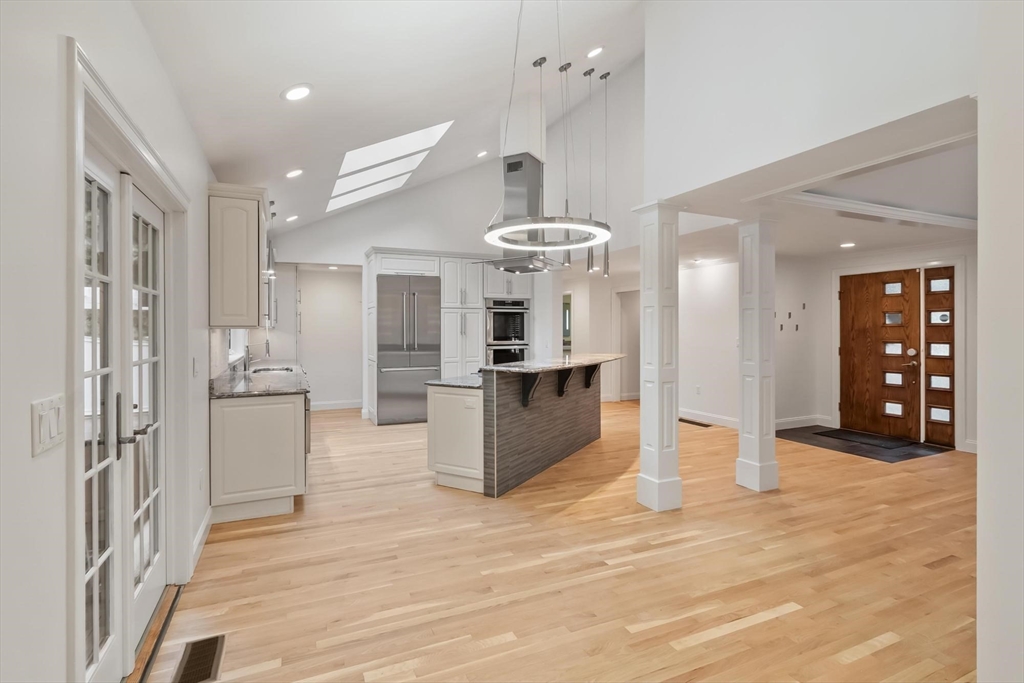 24 Robin Hill Road Chelmsford, MA 01824 - Photo 7 of 42 Gallery Image 7