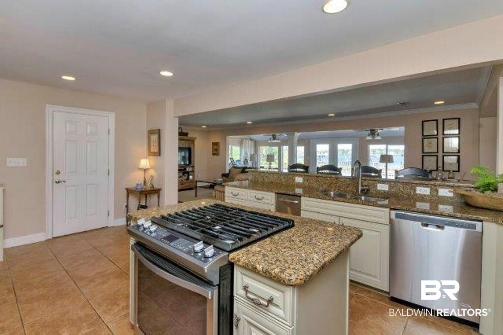 5030 River Trace Theodore, AL 36582 - Photo 5 of 35
