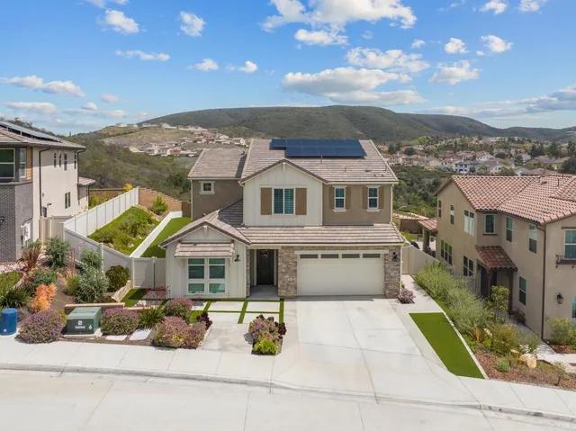 a front view of house with yard
