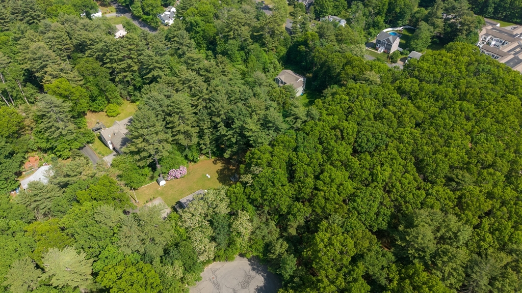 31 Lee Road North Reading, MA 01864 - Photo 14 of 18