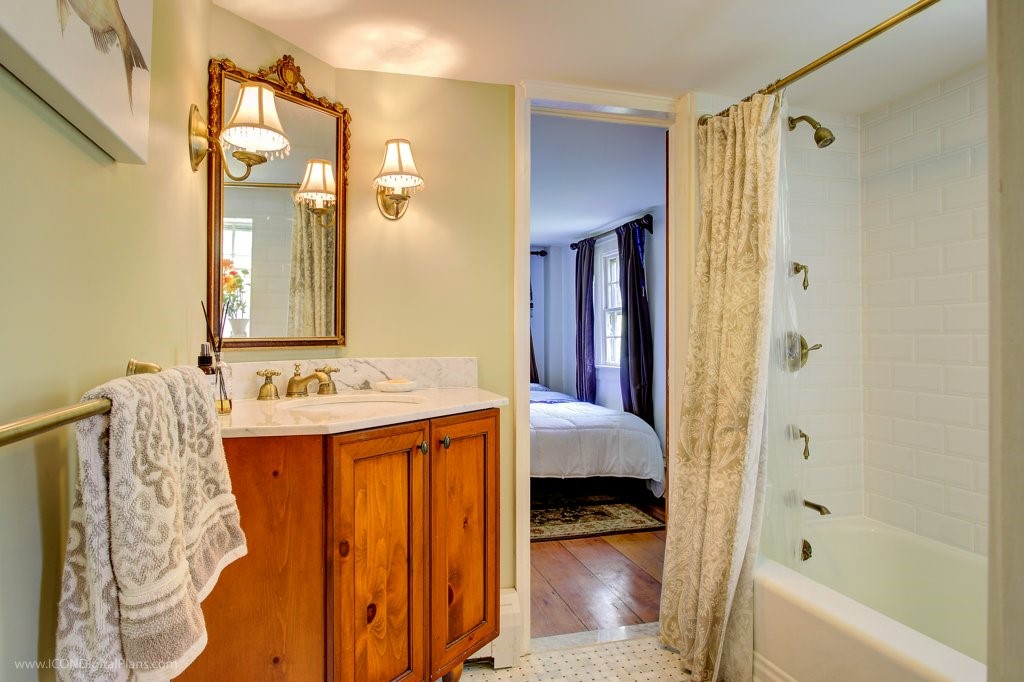 1266 Middle Road East Greenwich, RI 02818 - Photo 11 of 48 Gallery Image 11