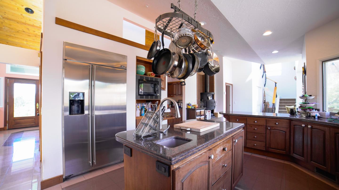 150 Amigo Road Soquel, CA 95073 - Photo 16 of 81