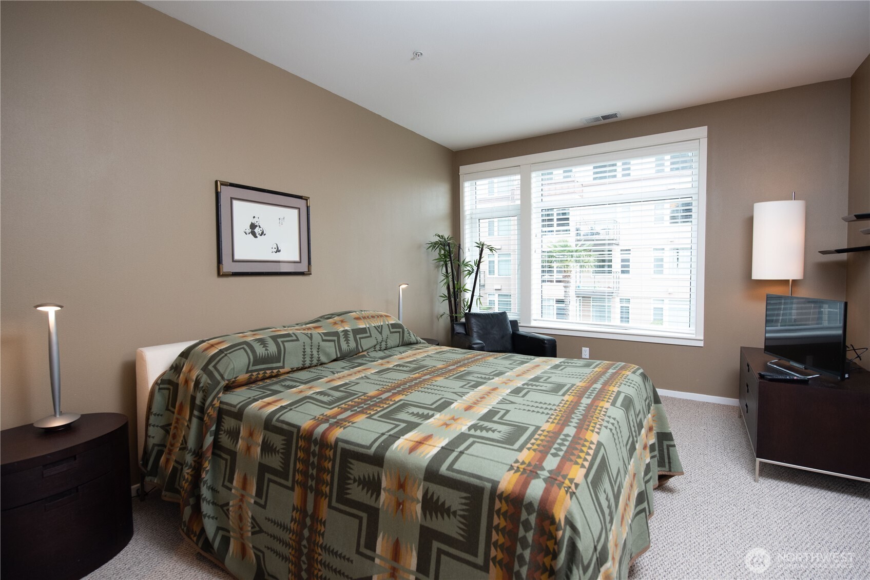 1950 Alaskan Way, Unit 227 Seattle, WA 98101 - Photo 20 of 34