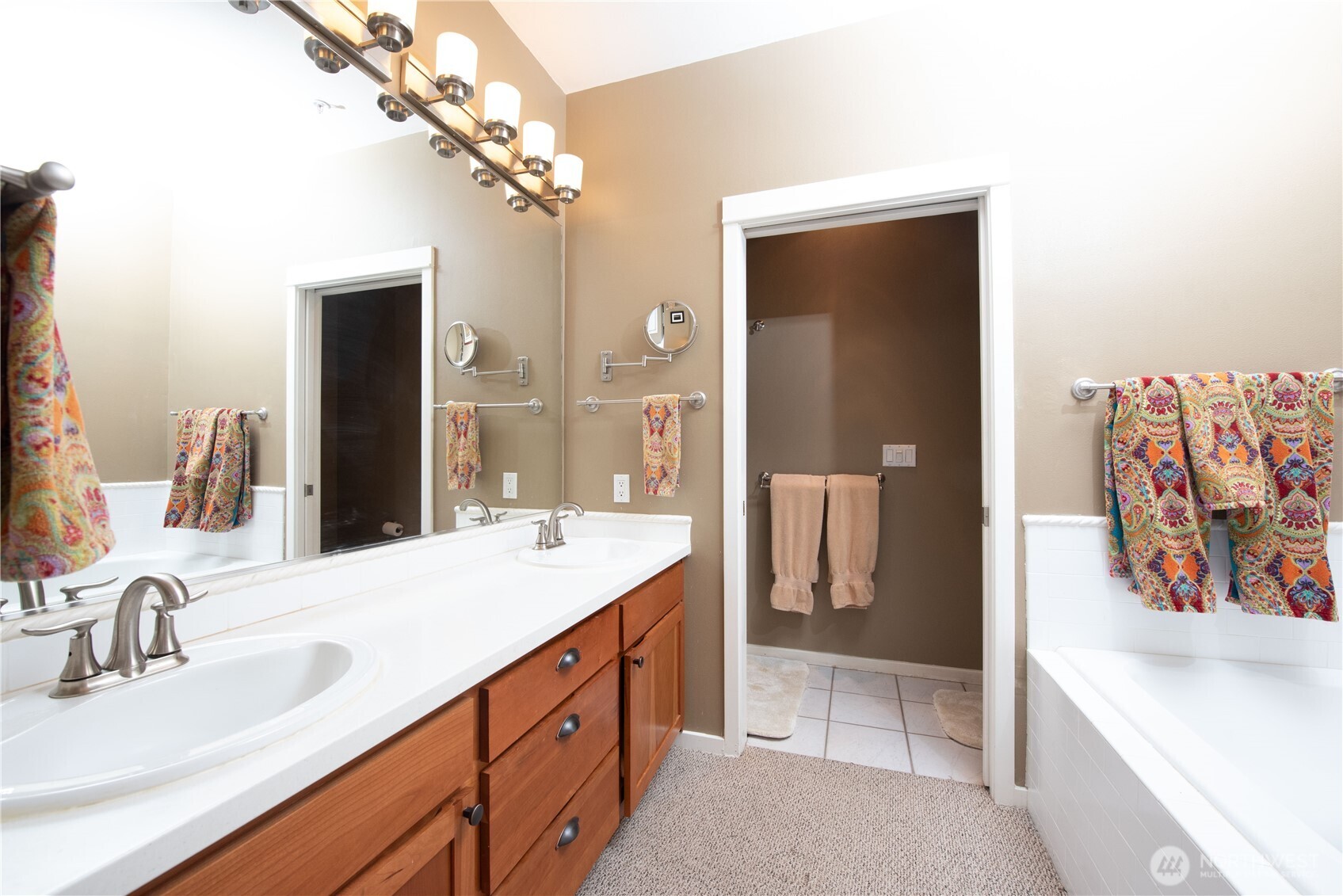 1950 Alaskan Way, Unit 227 Seattle, WA 98101 - Photo 22 of 34