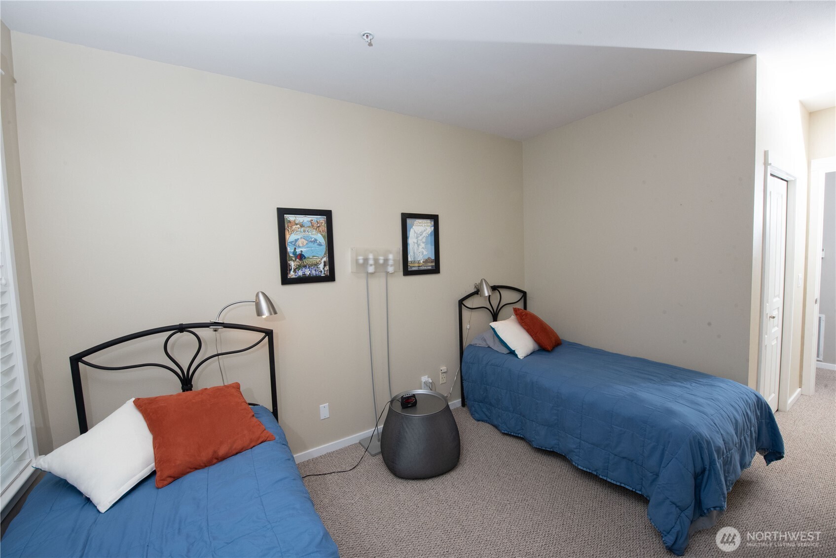 1950 Alaskan Way, Unit 227 Seattle, WA 98101 - Photo 27 of 34
