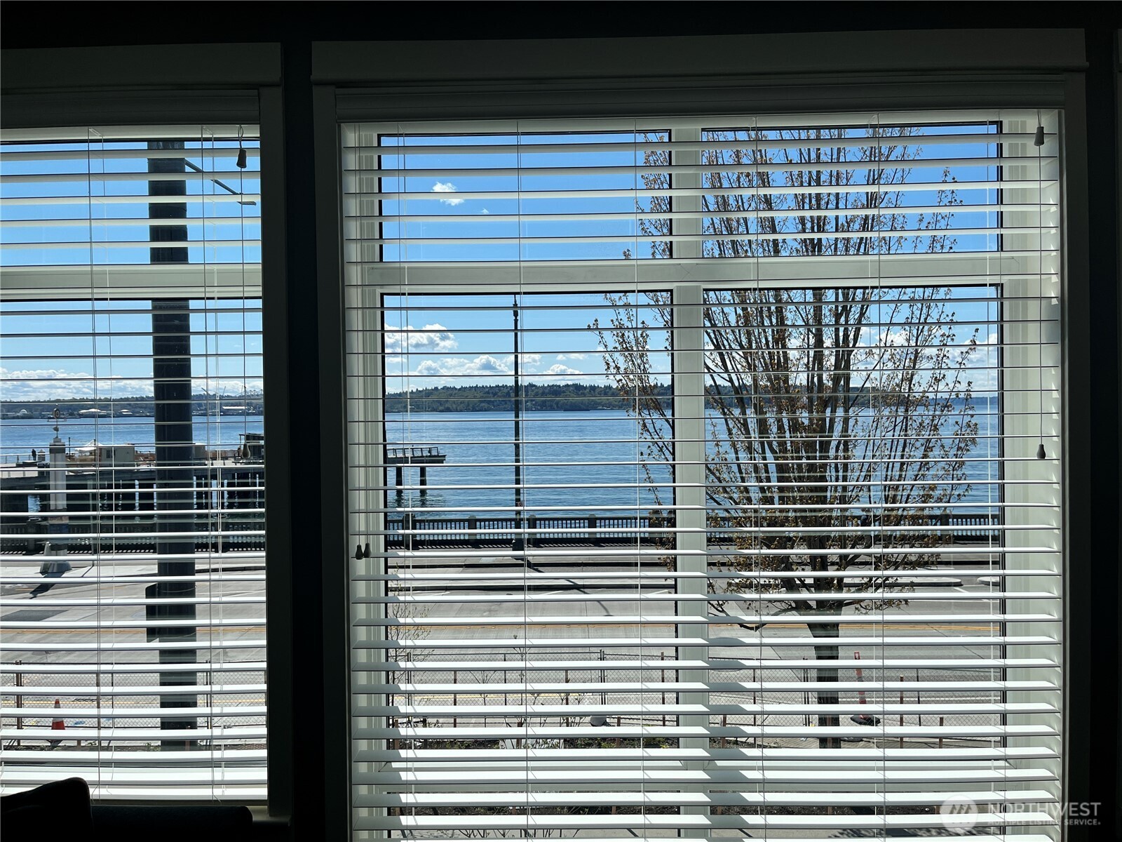 1950 Alaskan Way, Unit 227 Seattle, WA 98101 - Photo 29 of 34