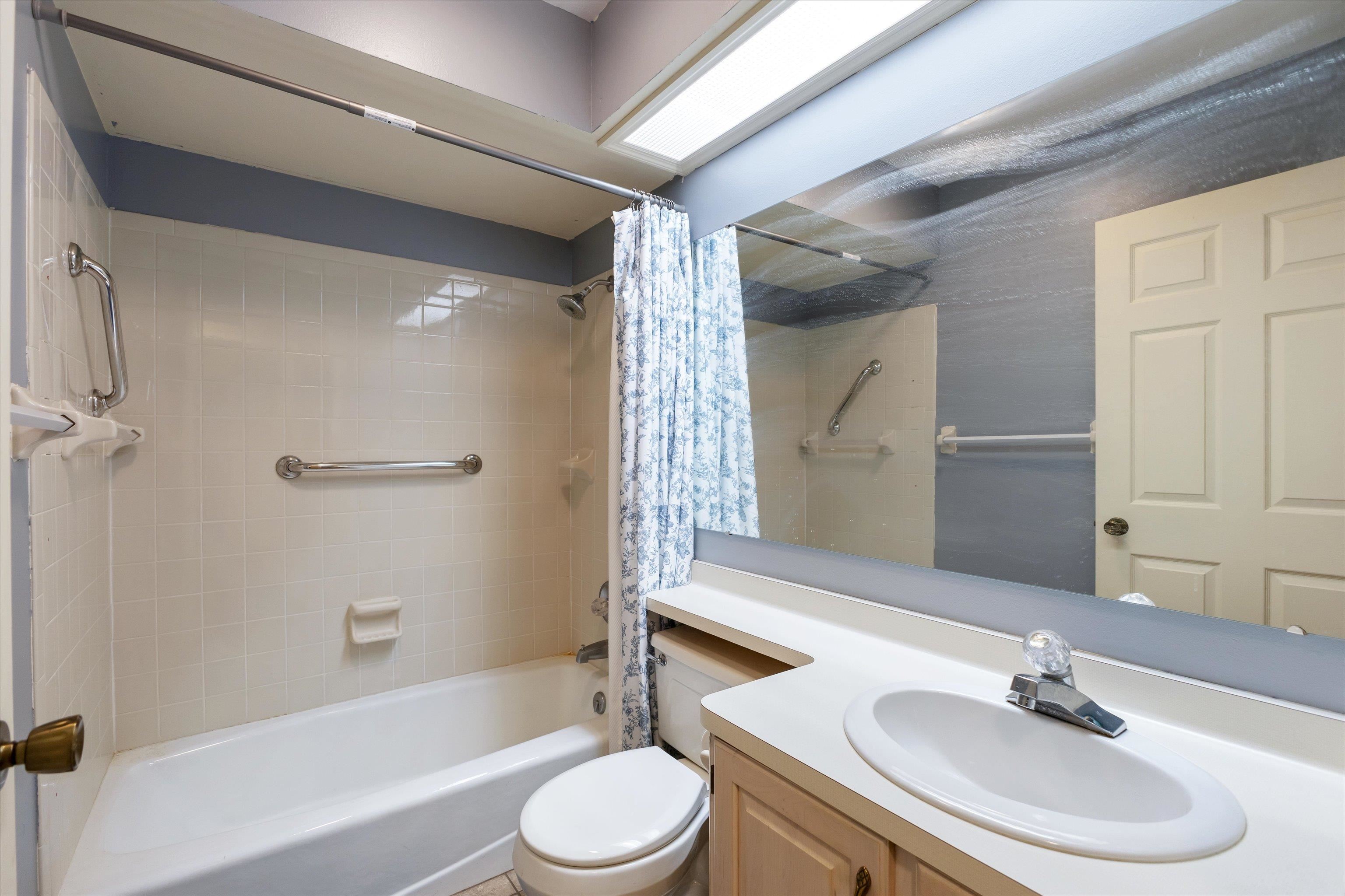 2376 Wisconsin Street Oshkosh, WI 54901 - Photo 11 of 20