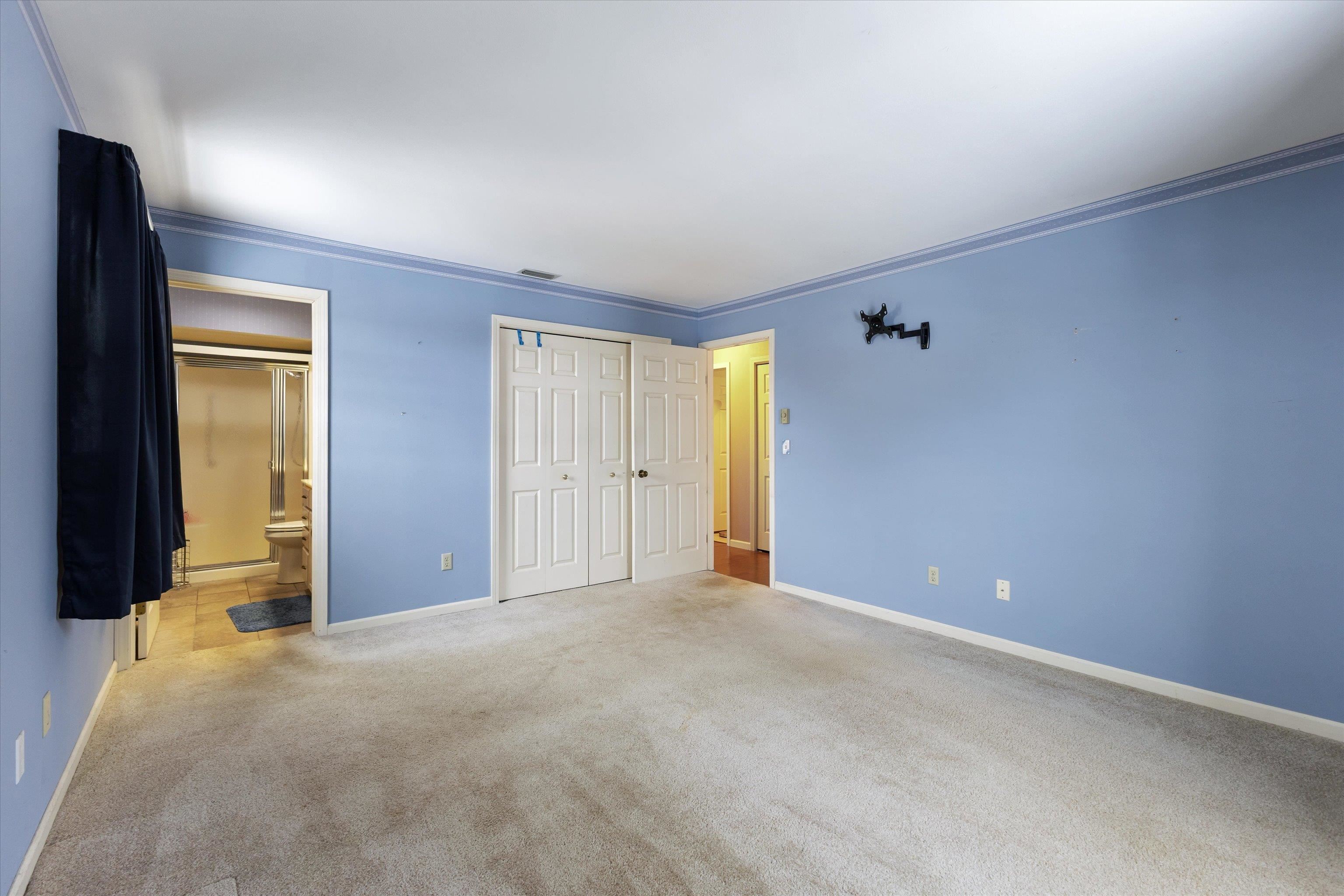 2376 Wisconsin Street Oshkosh, WI 54901 - Photo 15 of 20