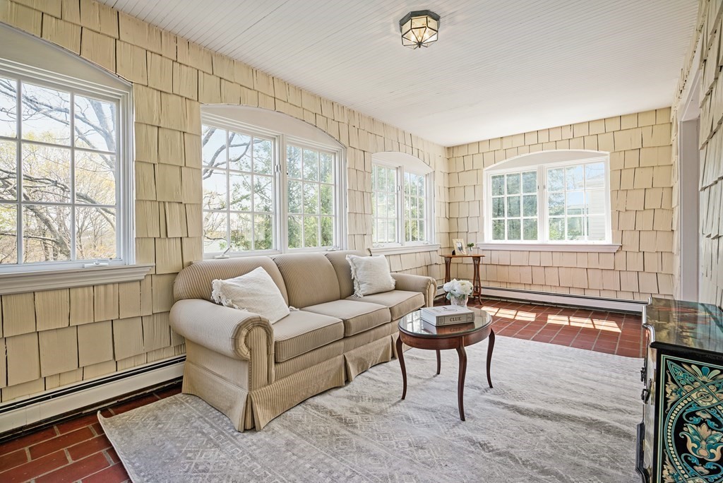 86 Moss Hill Road Boston, MA 02130 - Photo 11 of 41 Gallery Image 11