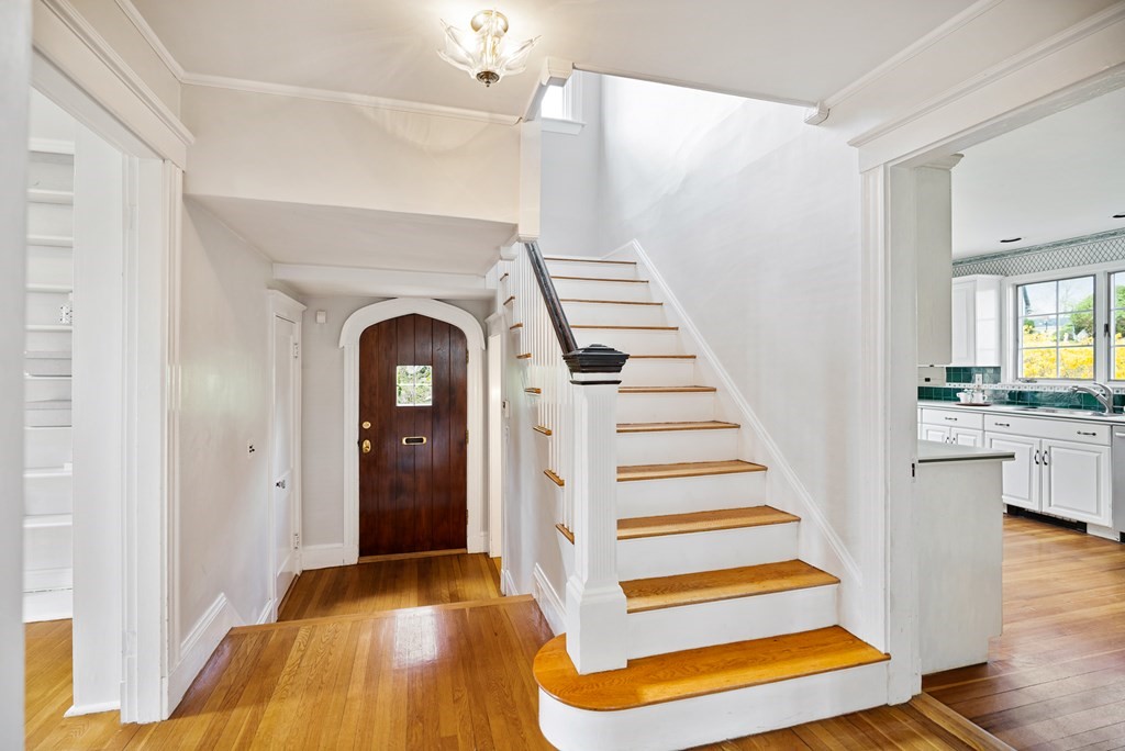 86 Moss Hill Road Boston, MA 02130 - Photo 3 of 41 Gallery Image 3