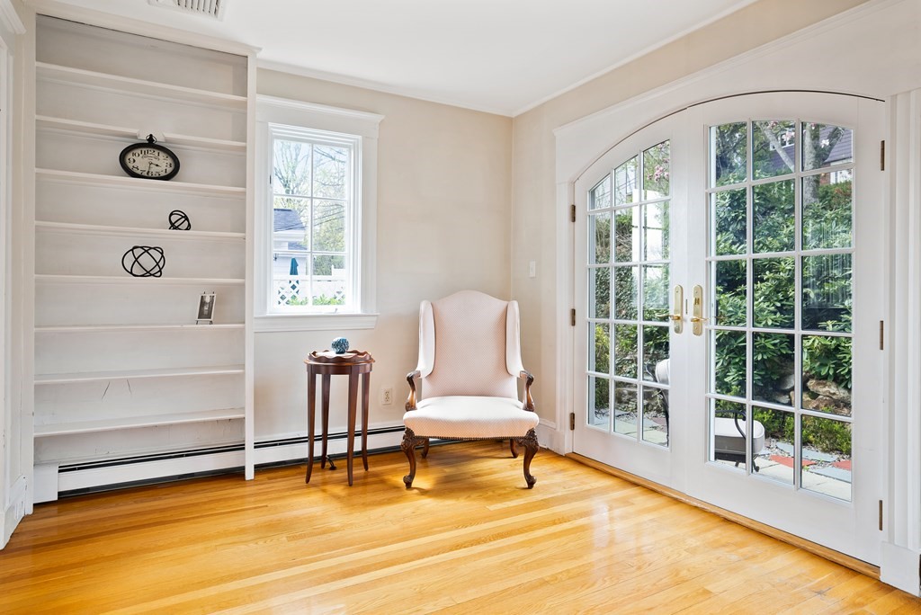 86 Moss Hill Road Boston, MA 02130 - Photo 5 of 41 Gallery Image 5